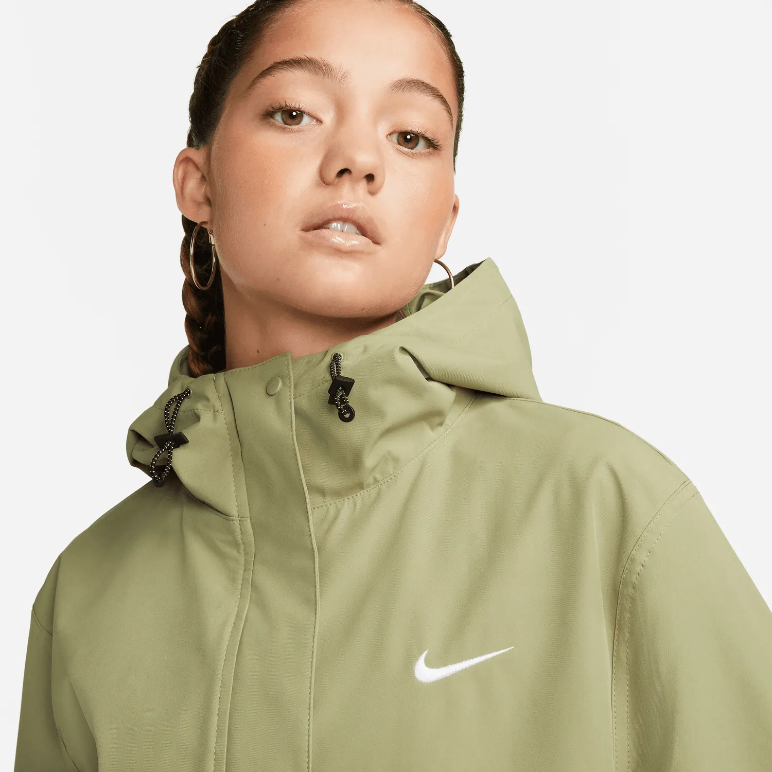 WOMEN'S NIKE SW STORM FIT JACKET GREEN